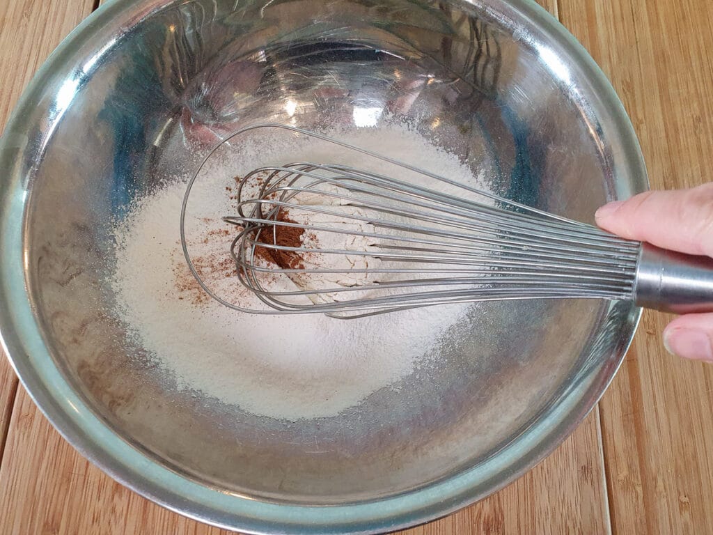 Banana pikelets 6 Whisking dry ingredients.