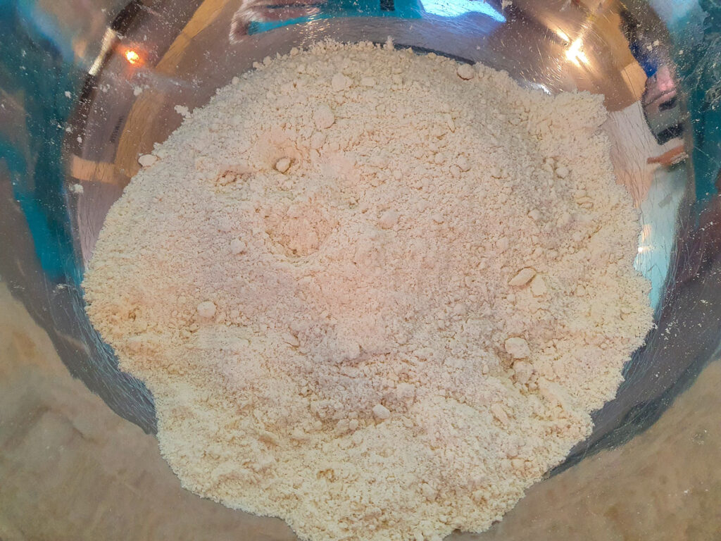 Fine bread crumb texture ready to add milk.